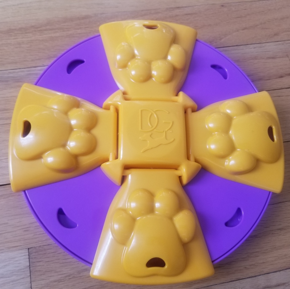 🐕🐾NIB  Dog Games Paw Flapper Puzzle Toy by Kyjen - Picture 5 of 8
